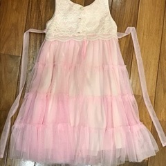 華やかふんわりピンクのドレス　110〜120cmの画像