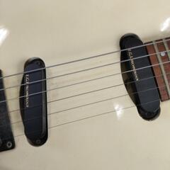 0220-061 フェルナンデス ギターの画像