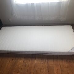 IKEAのマットレス　200cm x 90cm 