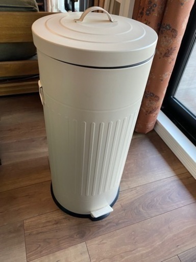 カフェ風　ゴミ箱　30L クリーム色
