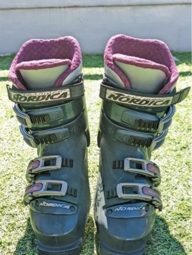 スキーブーツ　Nordica 24cm