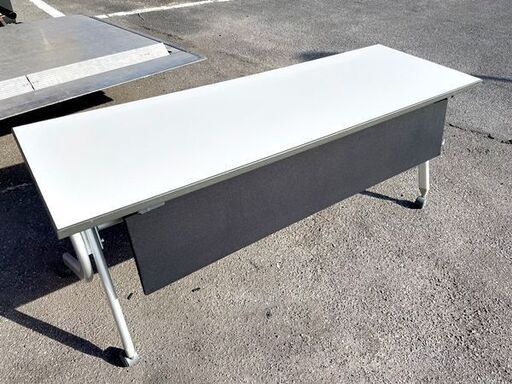 中古 オフィス用 机 テーブル 折りたたみ 179.5㎝ ②