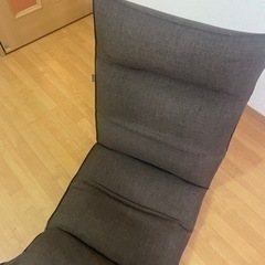 座椅子(LOWYA)