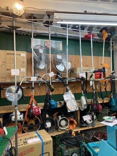 草刈り機（エンジン式・充電式）刈り払い機　入荷しました