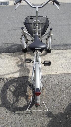 大人用　BS三輪車　シルバー