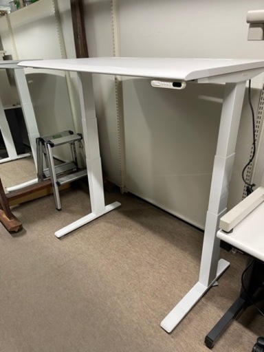 定価20万　オカムラ　昇降デスク　高さ65-125cm