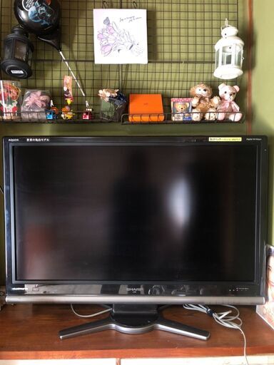 SHARP 42インチテレビ （交渉中）