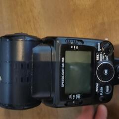 Nikon　SB-700 一眼用ストロボ　ジャンクの画像