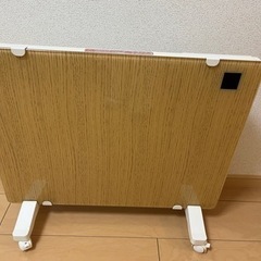 ニトリ　電気パネルヒーター【値下げ相談可】