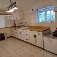 家賃下げました！ブリーダーさん応相談！やんばるの大自然の中！6LDK！アメリカ風建築！家具家電付き！グループホーム応相談！本格的キッチン！ペット応相談！保証人不要！駐車場沢山あり！企業の研修所としても！ − 沖縄県