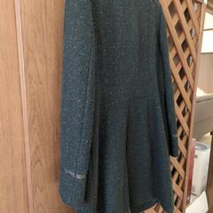 インディヴィのツイードコートの画像