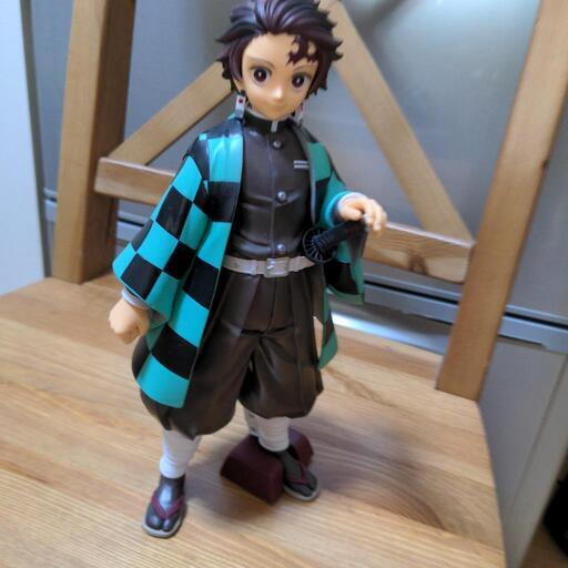 鬼滅の刃　竈門炭治郎フィギュア