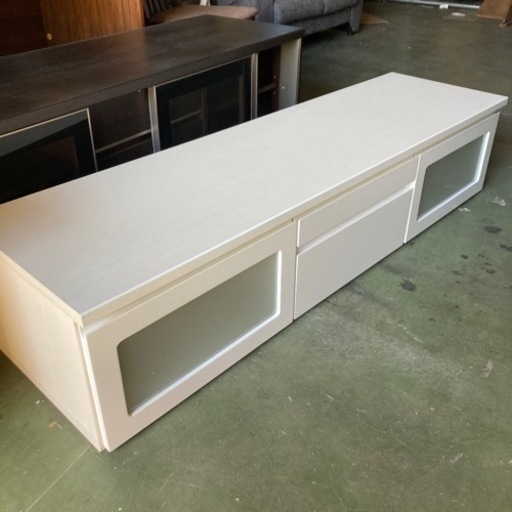 ● テレビボード、幅150.5センチ、テレビ台