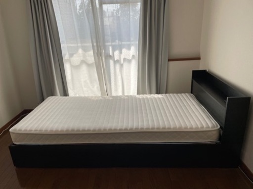 引き出し収納付きシングルベッド