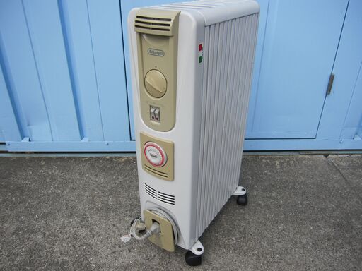 デロンギ　オイルヒーター　071221TEC　動作確認済み