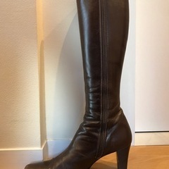 AkiraOsaki 本革ロングブーツ細身　23.5cmの画像
