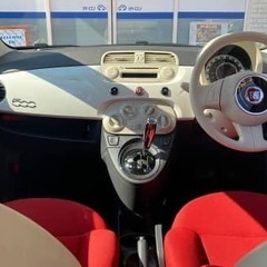 超おしゃれな車が入ってきました！！