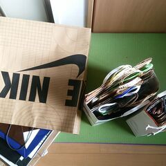 ショッパー（手提げ紙袋）の画像