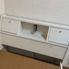 お引き取り中　ベットフレームの画像