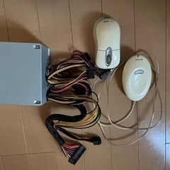 PC周辺整理につき出品します。