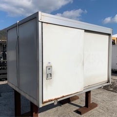 No.582 保冷バン 軽トラ 車 アルミ 箱 バイク 倉庫 トラック コンテナ 米 保管庫 物置 DIY
