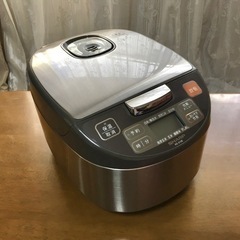 SHARP炊飯器 5.5合(美品)