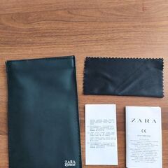 ZARA メガネケース2