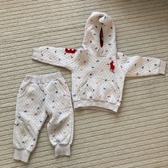 子供服　セットアップ　パーカー