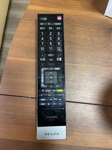 東芝52インチテレビ、スピーカー付きテレビ台　お引き取りのみ
