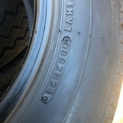 185/65R15. 101/99 LTトラックタイヤの画像