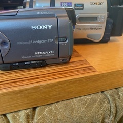 ジャンク品　ビデオカメラ2台