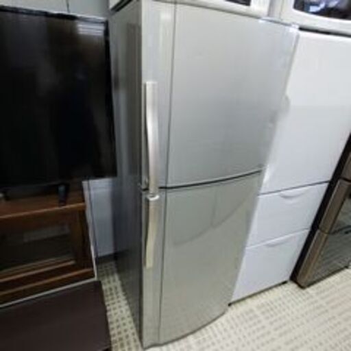 6/30【ジモティ特別価格！¥10,000】■SHARP/シャープ 冷蔵庫 SJ-23W-N 2012年製 228L■