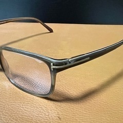 トムフォード(TOM FORD)の画像
