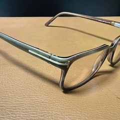 トムフォード(TOM FORD)の画像