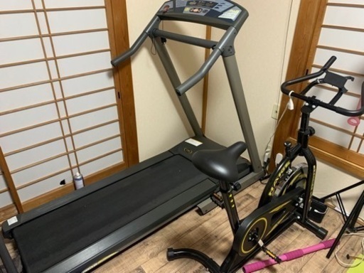 ランニングマシン　ルームランナー　フィットネスバイク　スピンバイク