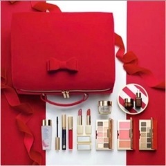 ESTEE LAUDER レッドベルベットバック