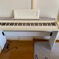 3/12まで掲載　電子ピアノです！子供の練習にも、大人にもどうぞ。