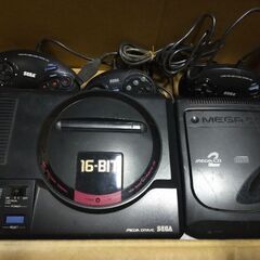 メガドライブ メガCD2(希少) 本体　コントローラー　おまけ付...