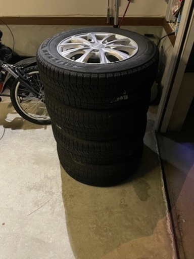 【引き取り決定】スタッドレス　195/65R/15