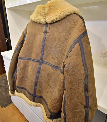 服/ファッション AVIREX B-3