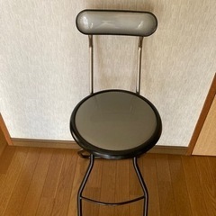 イス