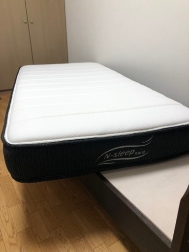 シングルベッド（マットレス付き）