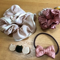 ヘアアクセ　シュシュ　まとめての画像