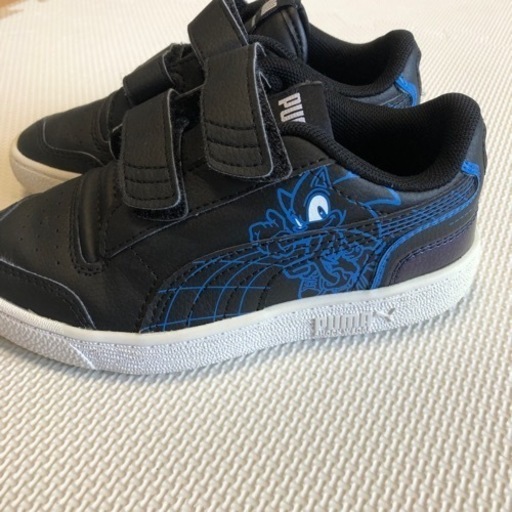 キッズ　シューズ　スニーカー　PUMA×ソニック　18cm
