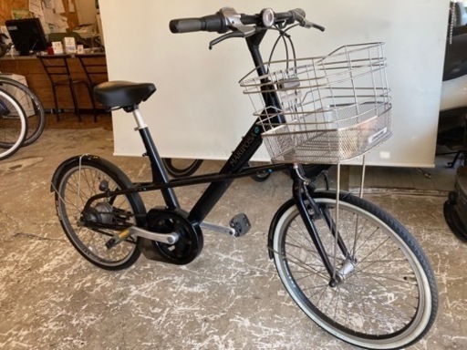 【ブリヂストンMARIPOSA】ベルトドライブ　8段変速　20インチ自転車　ブラック