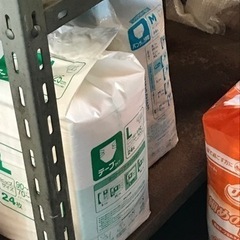 介護用オムツ　尿取りパッド　Mサイズ中心　200円〜の画像