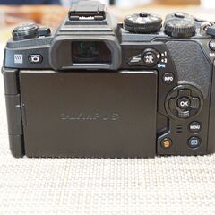 【お値引き致しました】オリンパス  OM-D E-M1 MARKⅡ 【シャッター回数 2,217回】の画像