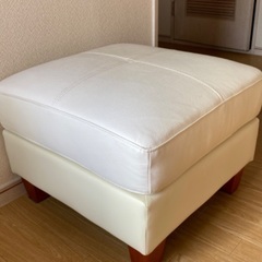 白のイタリアレザー