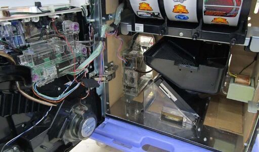 パチスロ実機　仮面ライダー unlimited 　コイン不要 楽天市場】《家庭用パチスロ》仮面ライダーZR UNLIMITED