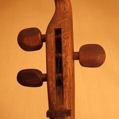 リサイクルカービング　擦弦楽器　樽の画像